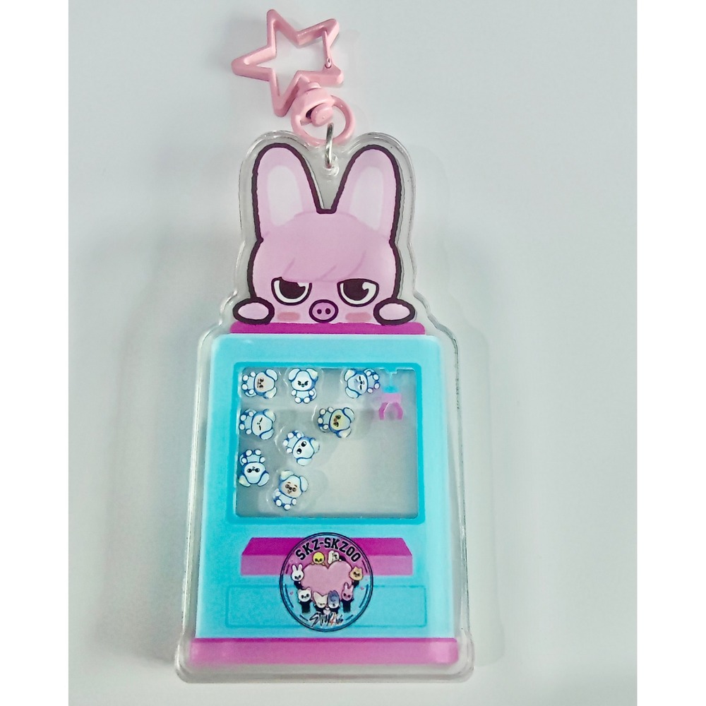 Stray Kids Inspired Tasy Claw Machine Shaker Keyrings - DWAEKKI